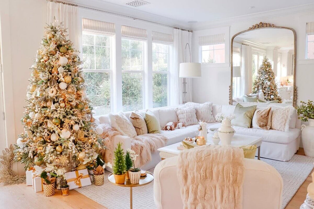 Bringing a Touch of Elegance to Your Christmas Decor with Linen Curtains